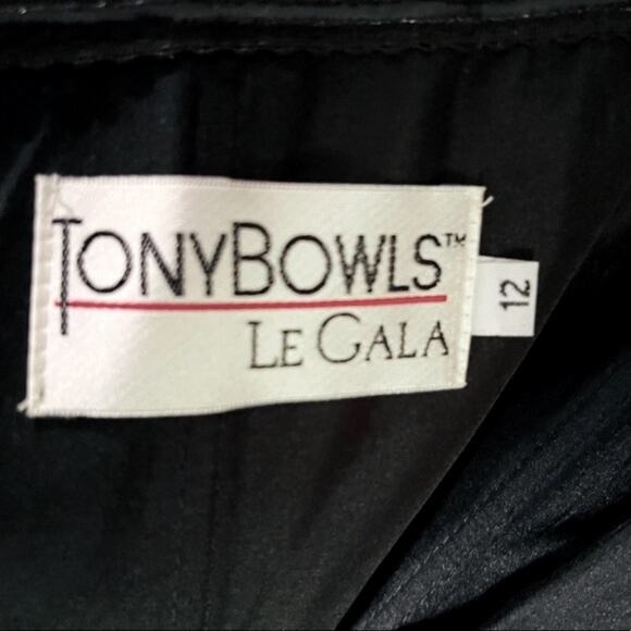 Tony Bowls Le Gala Beaded Blue/Black Sequins Iridescent Stones Formal Gown NWT - Picture 10 of 10